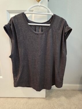 Lululemon Classic Charcoal Cap-Sleeve Tee - Women's